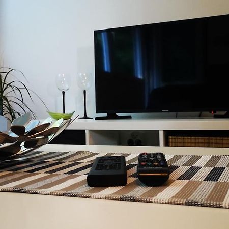 Moderne Et Paisible Studio Avec Balcon ซองเตโวลด์ ภายนอก รูปภาพ